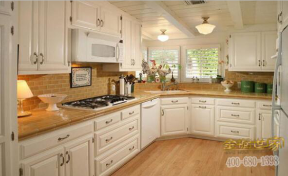 兩臺自動封邊機(jī)同時開工，這生產(chǎn)效果絕對杠杠的！