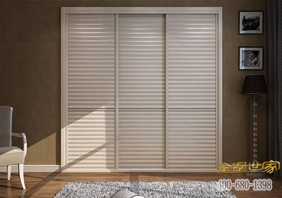 臥室別再傻傻買大衣柜了，現(xiàn)在都潮流裝這種，省錢還不占空間！