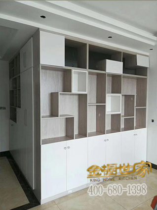 曬曬老公準(zhǔn)備的婚房，98平花了8萬，全屋定制柜子太漂亮了！